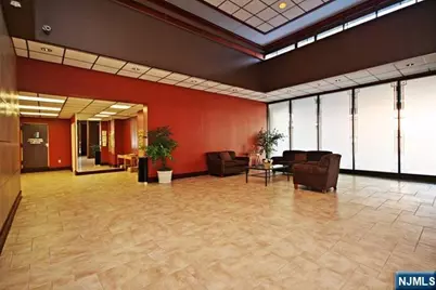 555 Gorge Road 3B #3B, Cliffside Park, NJ 07010 - Photo 11