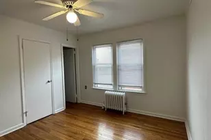 289 Livingston Ave 2nd Fl, Lyndhurst Township, NJ 07071 - Photo 5