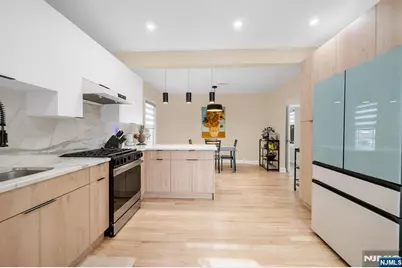 107 Chestnut Street, Rochelle Park Township, NJ 07662 - Photo 9