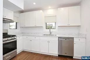 220 Raymond St, Hasbrouck Heights, NJ 07604 - Photo 5