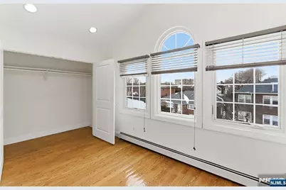 281 Wayne Avenue 281 #281, Cliffside Park, NJ 07010 - Photo 17