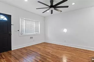 270 Ogden St, Orange, NJ 07050 - Photo 31