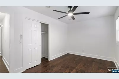 270 Ogden Street, Orange, NJ 07050 - Photo 7