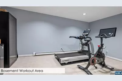 311 Huntington Court, Wyckoff Township, NJ 07481 - Photo 23