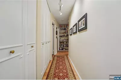 555 North Avenue 17-U #17-U, Fort Lee, NJ 07024 - Photo 1