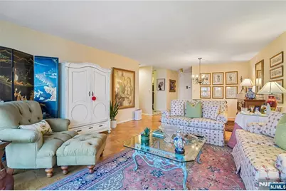 555 North Avenue 17-U #17-U, Fort Lee, NJ 07024 - Photo 3