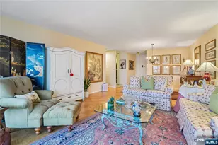 555 North Ave 17-U, Fort Lee, NJ 07024 - Photo 3