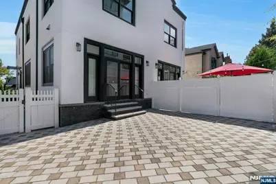 52 Myrtle B #B, Edgewater, NJ 07020 - Photo 17