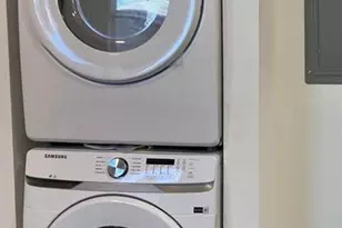 11 Bellview Pl C, Palisades Park, NJ 07650 - Photo 3