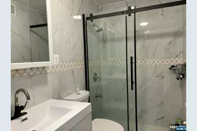 92 Beverly Hills Terrace 9204 #9204, Woodbridge Township, NJ 07095 - Photo 9