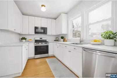 6 Franklin, Montclair, NJ 07042 - Photo 9