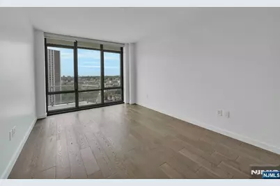320 Adolphus Avenue 1009 #1009, Cliffside Park, NJ 07010 - Photo 17