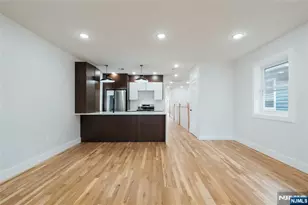 90 Hollywood Ave 2, East Orange, NJ 07018 - Photo 9