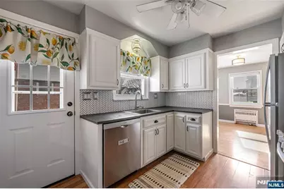 10-09 Charles Street, Fair Lawn, NJ 07410 - Photo 11