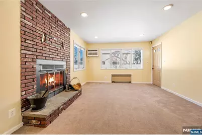 10-09 Charles Street, Fair Lawn, NJ 07410 - Photo 17