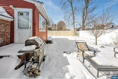 10-09 Charles Street, Fair Lawn, NJ 07410 - Photo 33