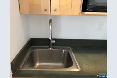 501 Linwood Drive 5J #5J, Fort Lee, NJ 07024 - Photo 9