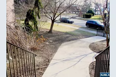 501 Linwood Drive 5J #5J, Fort Lee, NJ 07024 - Photo 3