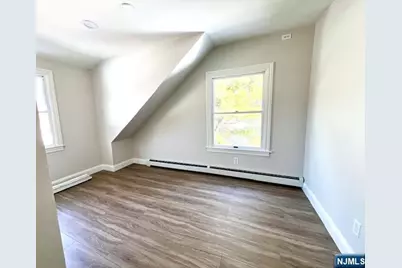 42 W Oakland Avenue, Oakland, NJ 07436 - Photo 17