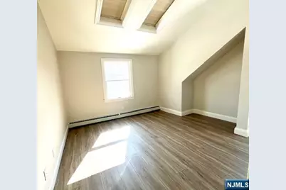 42 W Oakland Avenue, Oakland, NJ 07436 - Photo 9