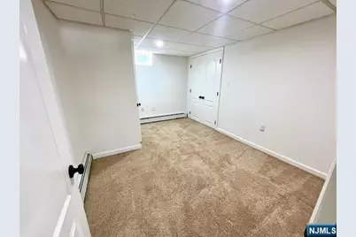 42 W Oakland Avenue, Oakland, NJ 07436 - Photo 19