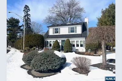 42 W Oakland Avenue, Oakland, NJ 07436 - Photo 1