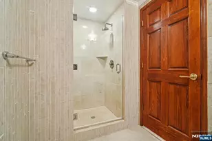 100 Old Palisade Road Pl16, Fort Lee, NJ 07024 - Photo 25