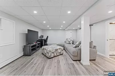 4 Harlow Crescent, Fair Lawn, NJ 07410 - Photo 27