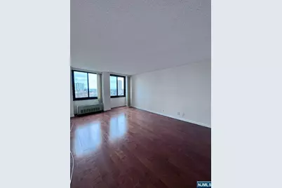 300 Winston 702 #702, Cliffside Park, NJ 07010 - Photo 13
