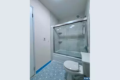 300 Winston 702 #702, Cliffside Park, NJ 07010 - Photo 15