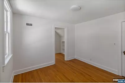 318 Gilbert Street, Ridgewood, NJ 07450 - Photo 13