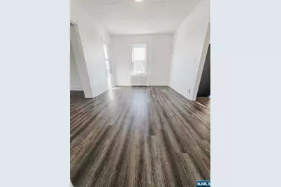 23 Lincoln Place 2nd Floor #2nd Floor, Garfield, NJ 07026 - Photo 9