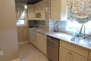 99 Elm St, Elmwood Park, NJ 07407 - Photo 5