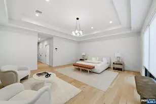 577 Floyd St, Englewood Cliffs, NJ 07632 - Photo 31