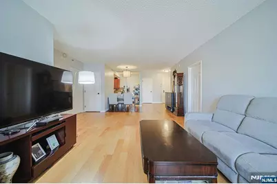 800 Palisade Avenue 1506 #1506, Fort Lee, NJ 07024 - Photo 9