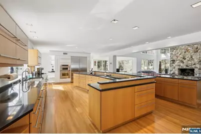 47 Hopper Farm Road, Upper Saddle River, NJ 07458 - Photo 13