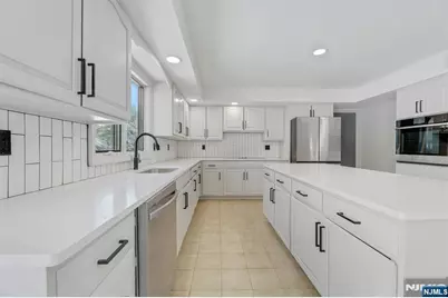 14 Washington Lane, Mahwah, NJ 07430 - Photo 19