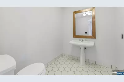 14 Washington Lane, Mahwah, NJ 07430 - Photo 27