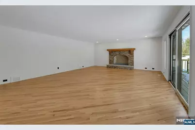 14 Washington Lane, Mahwah, NJ 07430 - Photo 11