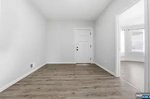15 Highland Ave, East Orange, NJ 07018 - Photo 3