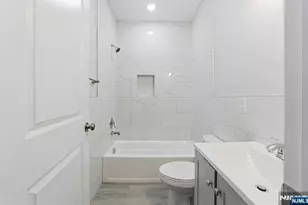 15 Highland Ave, East Orange, NJ 07018 - Photo 7