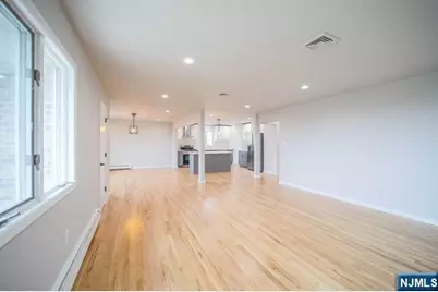 223 E Palisades Boulevard 2nd Fl #2nd FL, Palisades Park, NJ 07650 - Photo 7