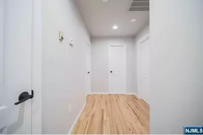 223 E Palisades Boulevard 2nd Fl #2nd FL, Palisades Park, NJ 07650 - Photo 15