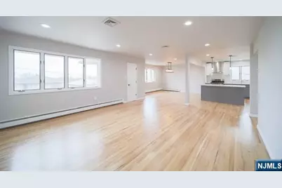 223 E Palisades Boulevard 2nd Fl #2nd FL, Palisades Park, NJ 07650 - Photo 5