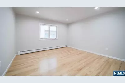 223 E Palisades Boulevard 2nd Fl #2nd FL, Palisades Park, NJ 07650 - Photo 19