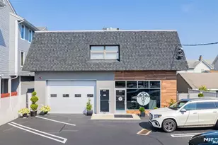 107 Stuyvesant Ave 201, Lyndhurst Township, NJ 07071 - Photo 1