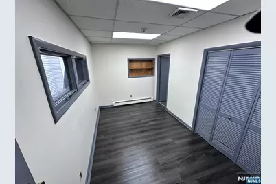 107 Stuyvesant Avenue 202 #202, Lyndhurst Township, NJ 07071 - Photo 7