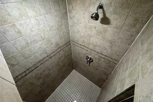 34 Bergen Ave, Bergenfield, NJ 07621 - Photo 11