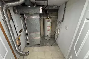 34 Bergen Ave, Bergenfield, NJ 07621 - Photo 15