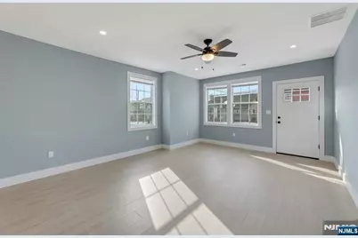 335-337 6th Avenue, Paterson, NJ 07524 - Photo 5